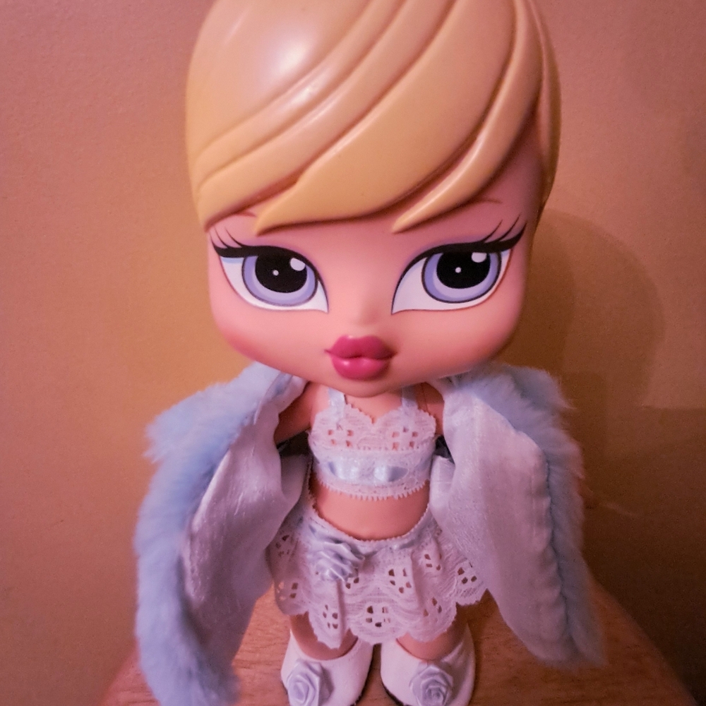 Stylish 4PC BRATZ  BIG BABYZ Doll OUTFIT Blue AND WHITE 12"